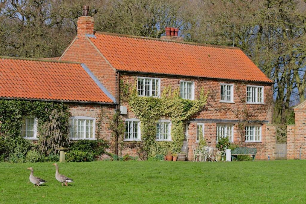 Characterful Yorkshire Cottage, Beautiful Views Exterior photo