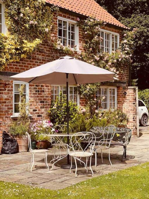 Characterful Yorkshire Cottage, Beautiful Views Exterior photo